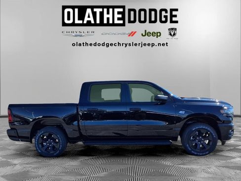 New 2026 RAM 1500 Express AWD/4WD image 25