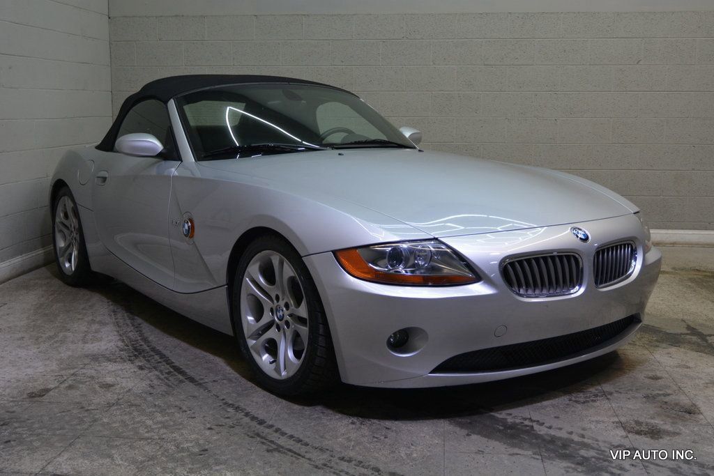Used 2003 BMW Z4 3.0i RWD image 1