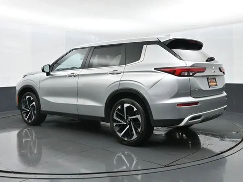 Used 2024 Mitsubishi Outlander Ralliart image 9