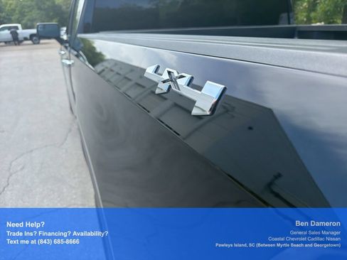 Used 2025 GMC Sierra 1500 SLT AWD/4WD image 8