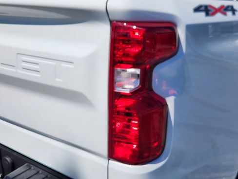New 2025 Chevrolet Silverado 1500 W/T w/ WT Value Package image 11