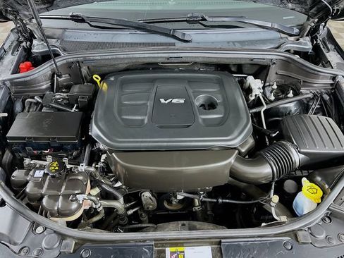 Used 2019 Jeep Grand Cherokee Altitude AWD/4WD image 30