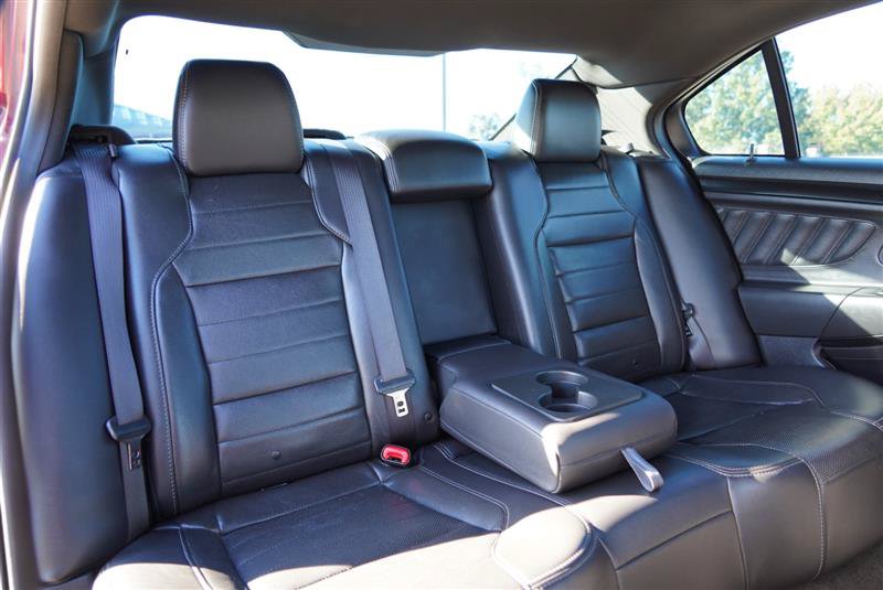 Used 2013 Ford Taurus SHO AWD/4WD image 87