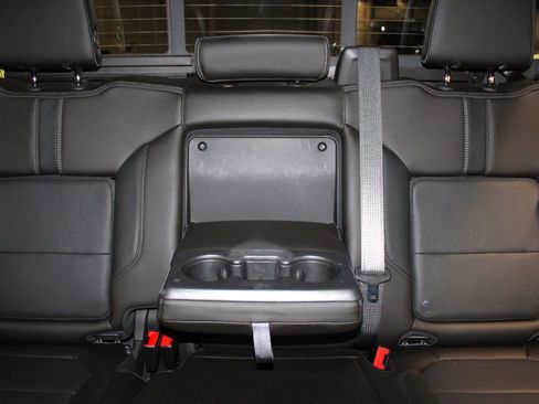 Used 2019 Chevrolet Silverado 1500 High Country w/ High Country Premium Package image 29