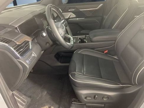 Used 2024 GMC Acadia Denali w/ Super Cruise Package AWD/4WD image 28
