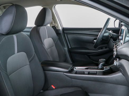 Used 2024 Nissan Sentra SV FWD image 26