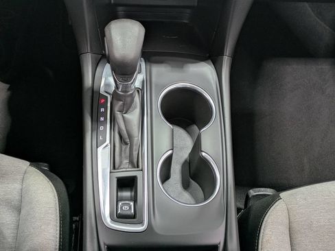Used 2022 Chevrolet Equinox LS AWD/4WD image 10