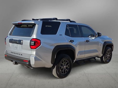 Used 2026 Toyota 4Runner SR5 RWD image 8