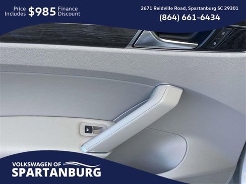 Used 2017 Volkswagen Passat 1.8T SE image 12