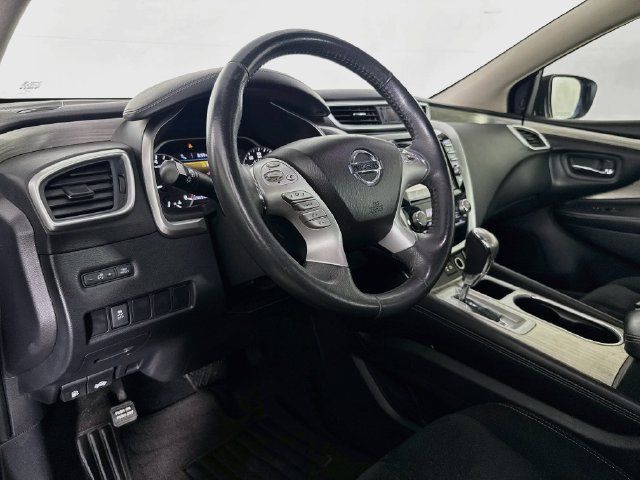 Used 2018 Nissan Murano SV FWD image 20