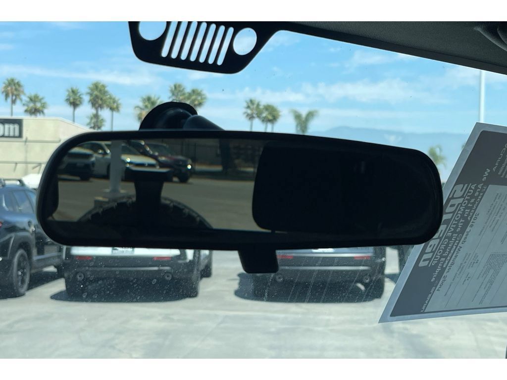 Used 2016 Jeep Wrangler Unlimited Sport AWD/4WD image 24