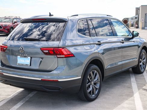 Used 2022 Volkswagen Tiguan SE image 6