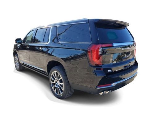 New 2026 GMC Yukon XL Denali image 4