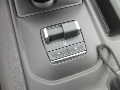 New 2026 GMC Sierra 1500 AT4 w/ AT4 Premium Package AWD/4WD image 21