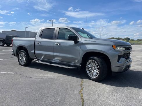 Used 2024 Chevrolet Silverado 1500 RST image 5