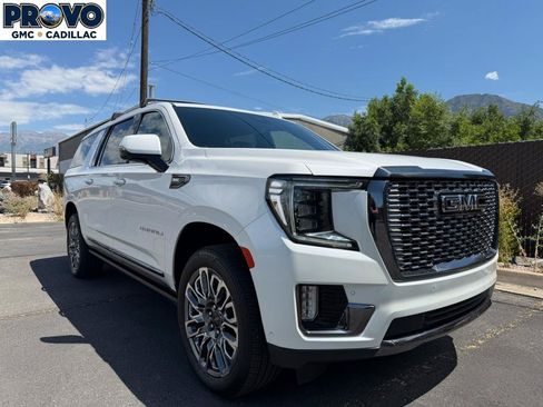 Used 2024 GMC Yukon XL Denali Ultimate AWD/4WD image 1