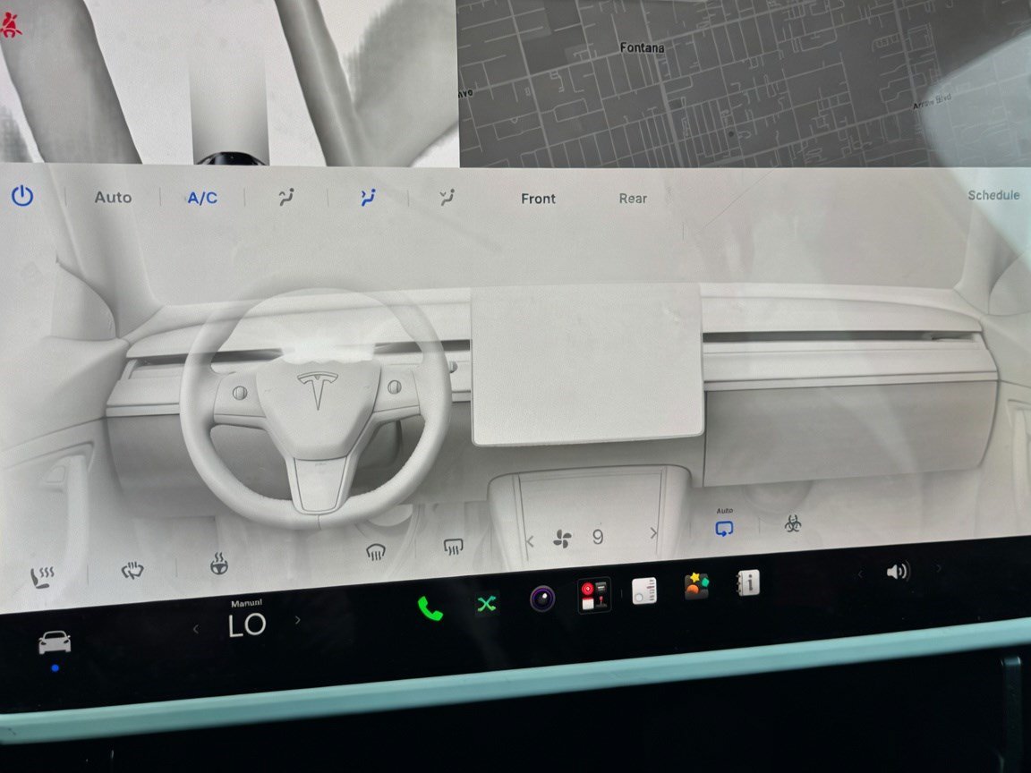 Used 2024 Tesla Model Y Long Range AWD/4WD image 12