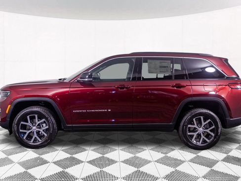 New 2025 Jeep Grand Cherokee Limited image 13