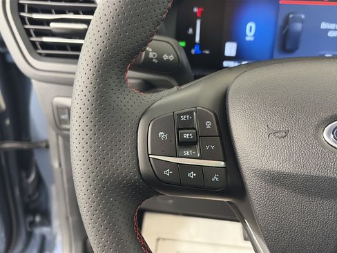 Used 2025 Ford Escape ST-Line w/ Tech Pack #1 image 33