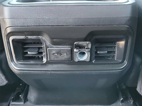 Used 2021 Chevrolet Silverado 1500 LT Trail Boss w/ Convenience Package II AWD/4WD image 12