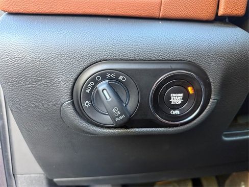 Used 2022 Maserati Levante GT image 14