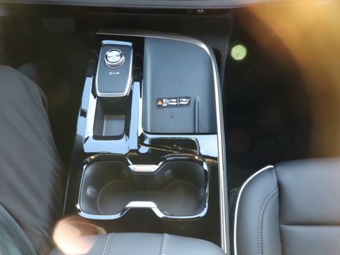 New 2026 Buick Enclave Avenir image 15