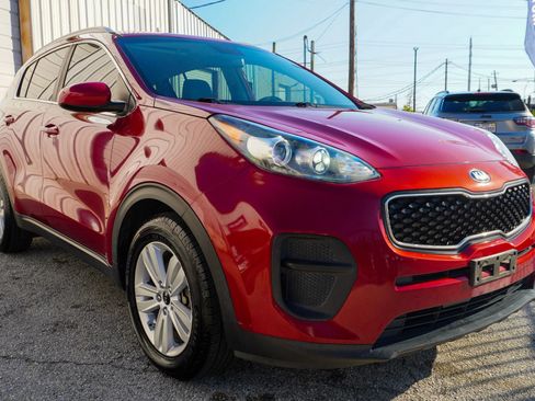 Used 2018 Kia Sportage LX w/ LX Popular Package image 9