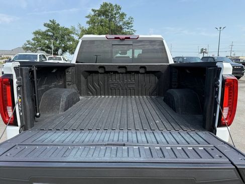 Used 2024 GMC Sierra 1500 Denali w/ Denali Reserve Package AWD/4WD image 7