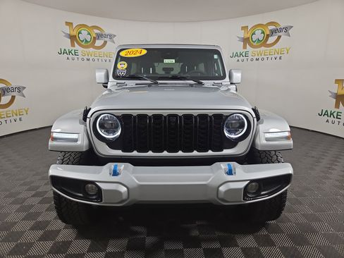 Used 2024 Jeep Wrangler High Altitude image 3