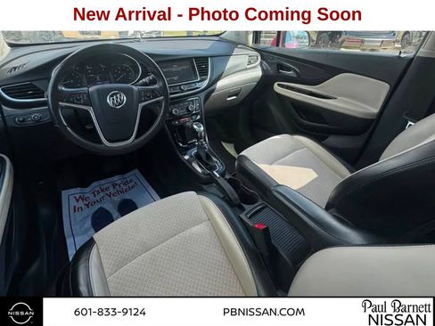 Used 2020 Buick Encore Preferred FWD image 3
