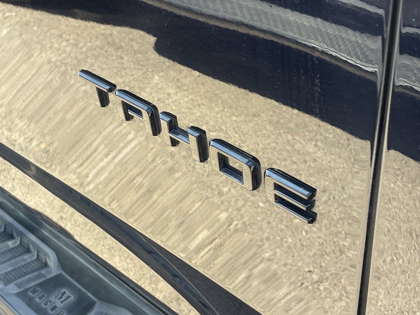 Certified 2023 Chevrolet Tahoe Z71 w/ Luxury Package AWD/4WD image 5