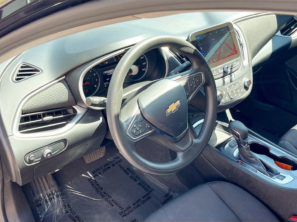 Used 2024 Chevrolet Malibu LT FWD image 11