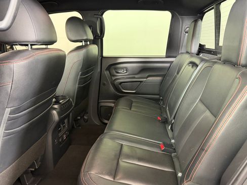 Used 2020 Nissan Titan PRO-4X w/ Pro-4x Convenience Package AWD/4WD image 23