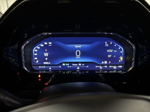 Used 2022 Chevrolet Silverado 1500 RST image 12