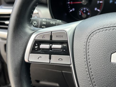Used 2022 Kia Telluride S FWD image 19