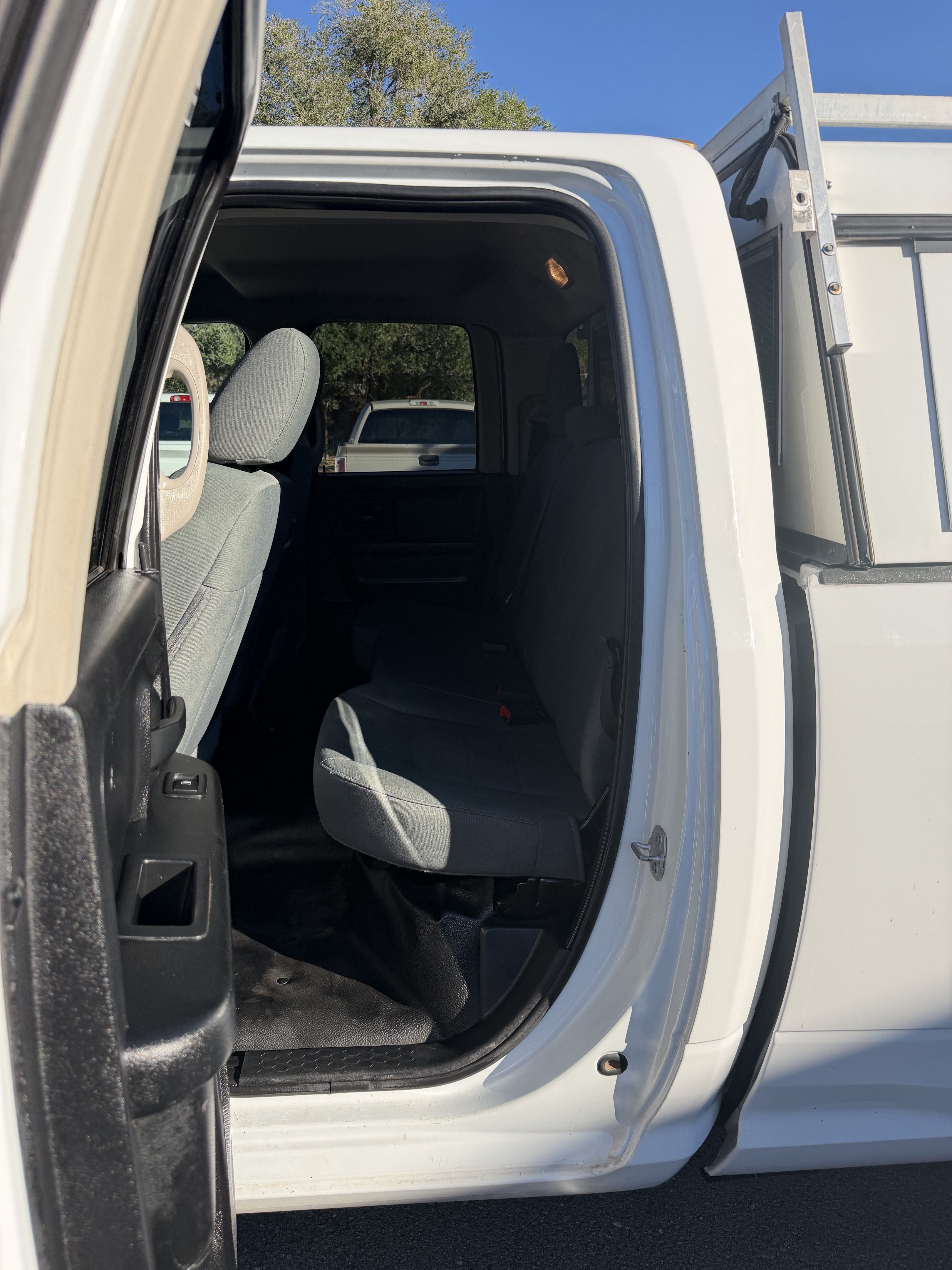 Used 2015 RAM 1500 Tradesman w/ Popular Equipment Group AWD/4WD image 18