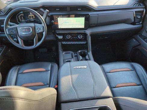 Used 2024 GMC Sierra 2500 AT4 w/ AT4 Premium Plus Package image 28