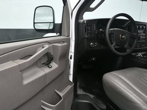 Used 2024 Chevrolet Express 3500 LS RWD image 21
