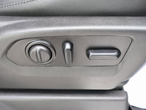 Used 2021 Chevrolet Silverado 3500 LTZ w/ LTZ Convenience Package image 44