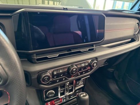 Used 2024 Jeep Wrangler Unlimited Rubicon 392 image 22