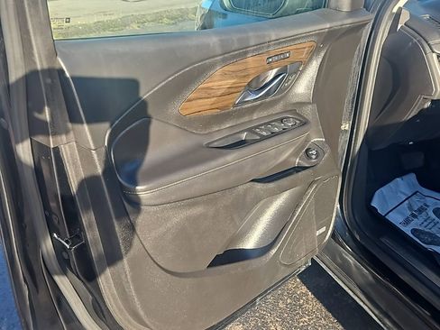 Used 2019 GMC Terrain Denali w/ Driver Alert Package II image 9