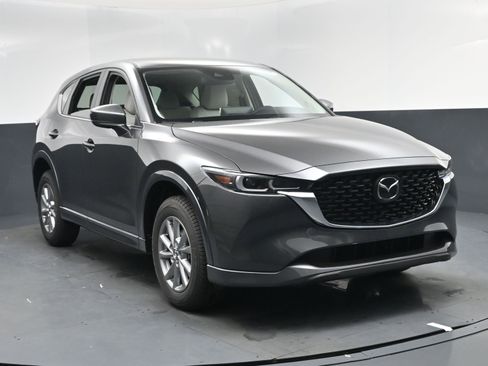 New 2025 MAZDA CX-5 AWD 2.5 S w/ Preferred Package image 8