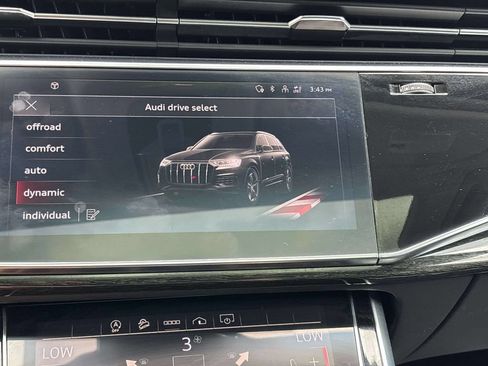 Used 2022 Audi Q7 3.0T Premium Plus AWD/4WD image 33