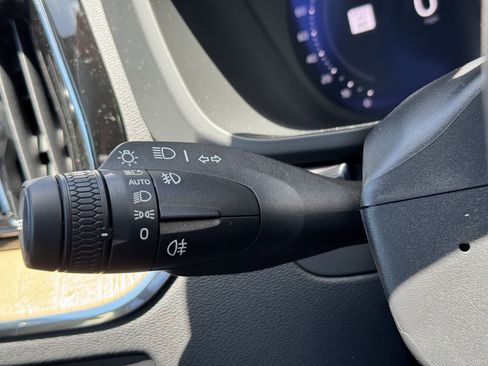 New 2026 Volvo XC60 B5 Core w/ Protection Package image 25