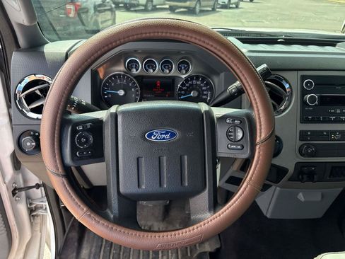 Used 2015 Ford F250 XLT w/ XLT Value Package AWD/4WD image 12