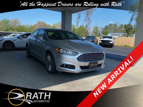 Used 2015 Ford Fusion Titanium image 1