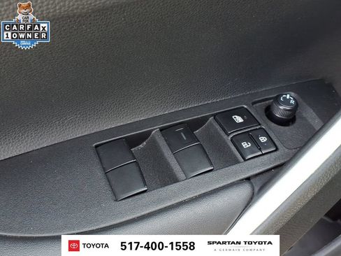 Used 2026 Toyota Corolla Cross XLE AWD/4WD image 15