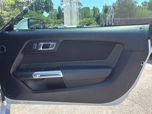 Used 2019 Ford Mustang Coupe w/ Ecoboost Performance Package RWD image 11