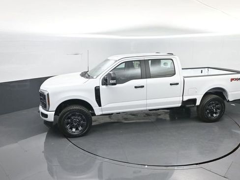 New 2026 Ford F250 4x4 Crew Cab Super Duty image 27