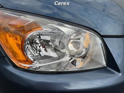 Used 2011 Toyota RAV4 image 4